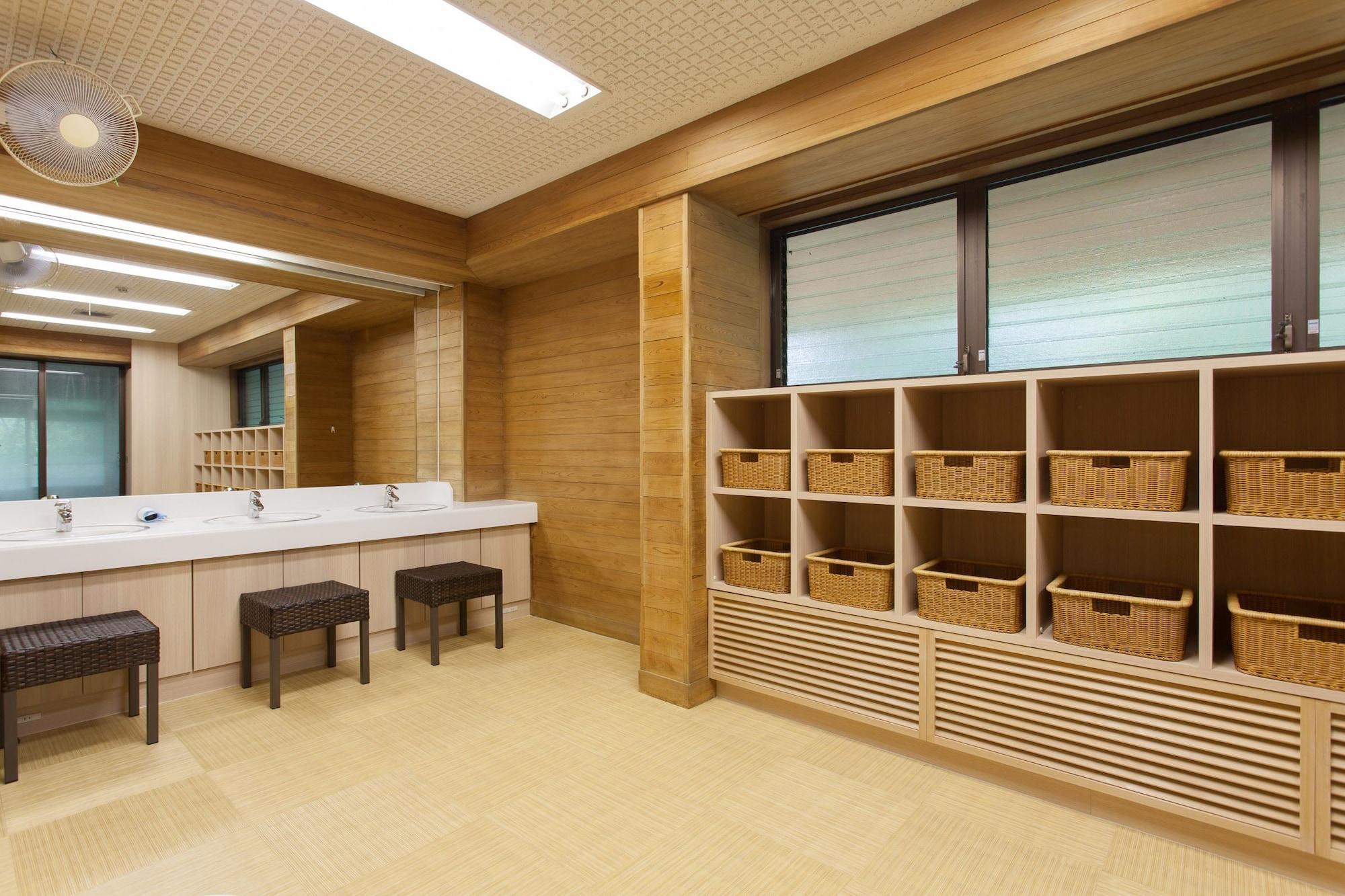 Okutamaji Hotel Ome Екстериор снимка