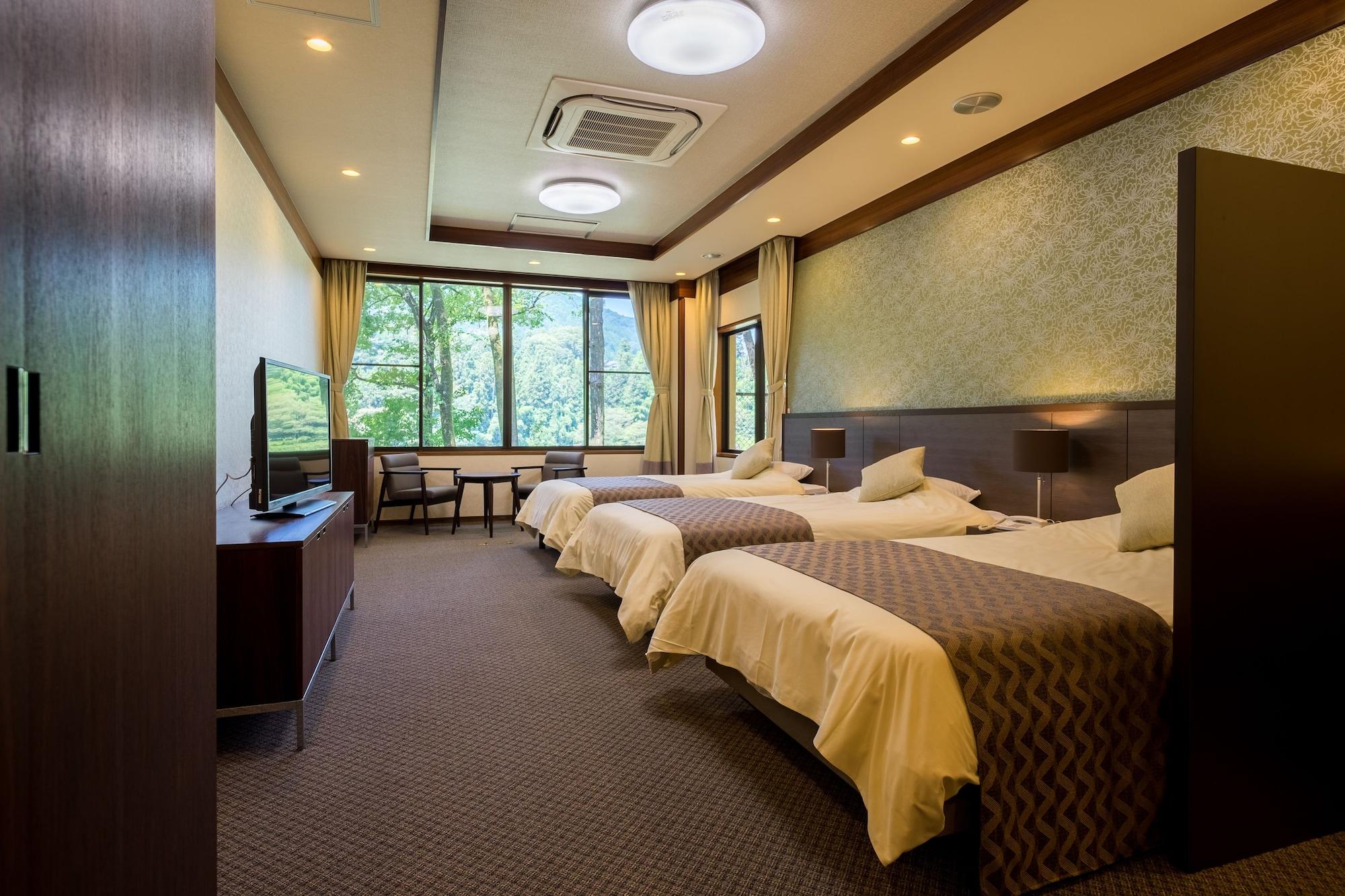 Okutamaji Hotel Ome Екстериор снимка